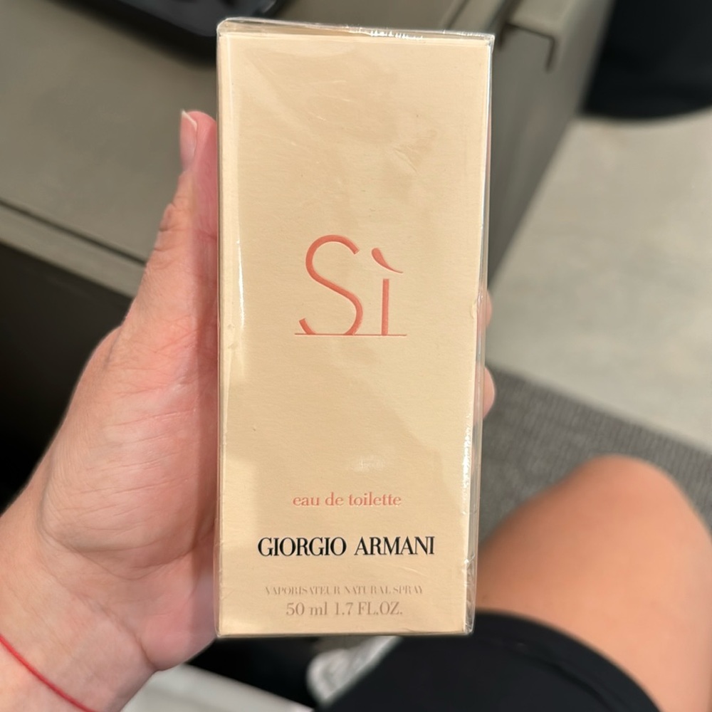 Si by Giorgio Armani